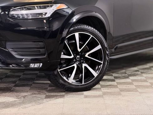 Used 2020 Volvo XC90 T6 Momentum w/ Protection Package Premier image 2