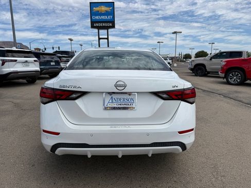 Used 2024 Nissan Sentra SV FWD image 6