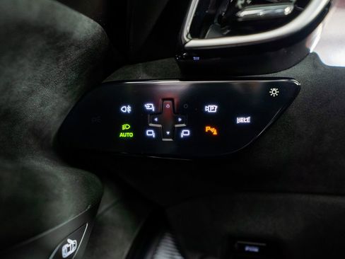 Certified 2025 Ferrari Roma Spider image 30