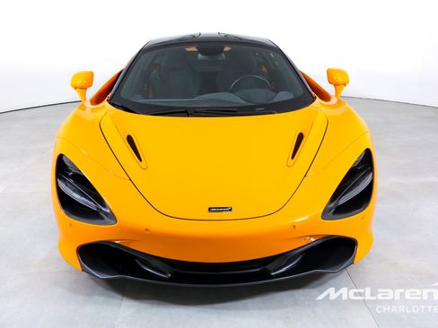 Used 2019 McLaren 720S image 4