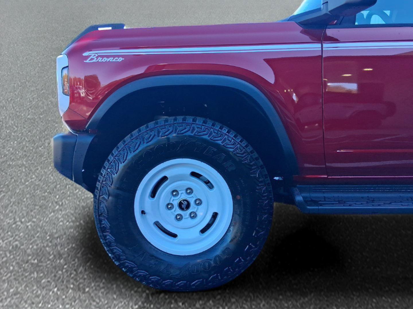 New 2026 Ford Bronco Heritage Edition AWD/4WD image 9