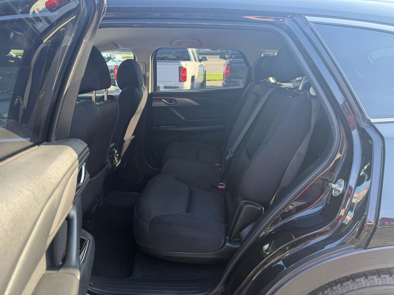 Used 2018 MAZDA CX-9 Sport AWD/4WD image 11
