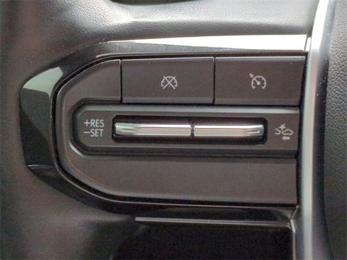 Used 2023 Chevrolet Colorado ZR2 w/ ZR2 Convenience Package III image 25