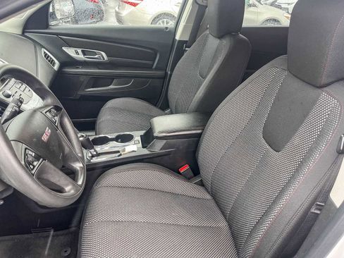 Used 2017 GMC Terrain SLE image 16