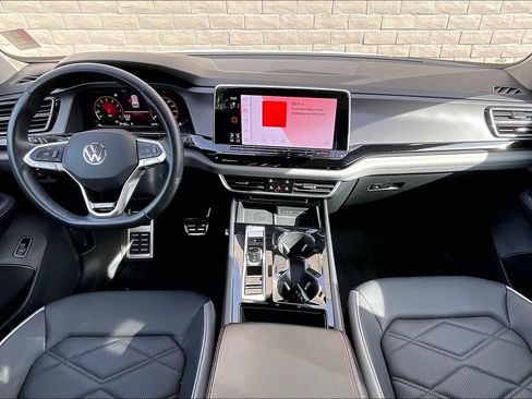 Certified 2024 Volkswagen Atlas Peak Edition SEL image 15