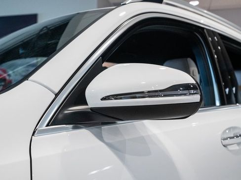 Certified 2025 Mercedes-Benz GLB 250 4MATIC image 8