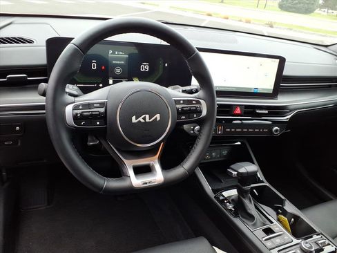 Used 2025 Kia K5 GT-Line image 10