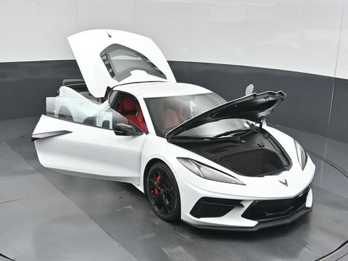 Used 2022 Chevrolet Corvette Stingray Premium Cpe w/ Z51 Performance Package RWD image 62