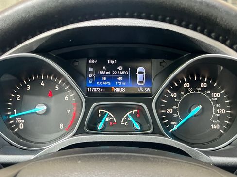 Used 2017 Ford Escape SE w/ SE Leather Comfort Package image 27