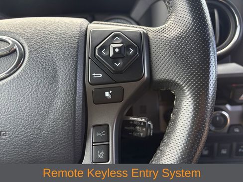 Used 2018 Toyota Tacoma TRD Pro AWD/4WD image 15