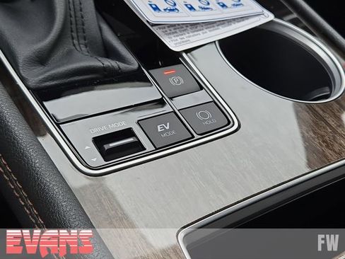 New 2026 Toyota Sienna Limited image 12