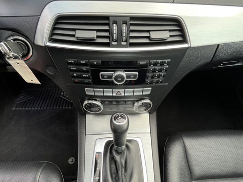 Used 2014 Mercedes-Benz C 250 Sedan image 18