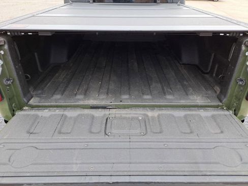 Used 2023 Jeep Gladiator Rubicon w/ Cold Weather Group image 25