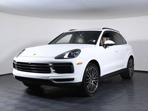 Certified 2023 Porsche Cayenne AWD/4WD image 1