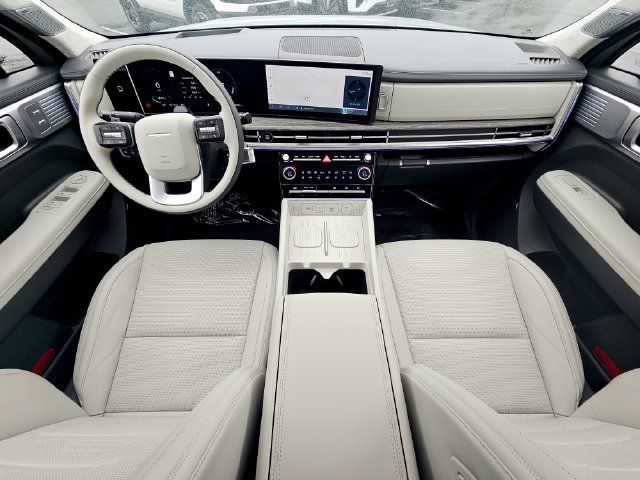 Used 2025 Hyundai Santa Fe Calligraphy FWD image 30