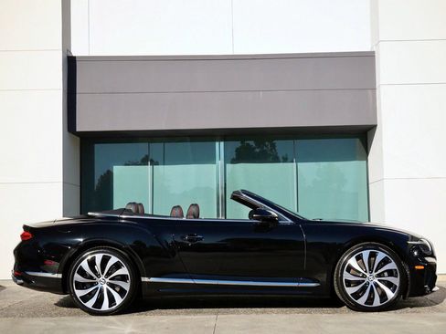 New 2026 Bentley Continental GTC image 5