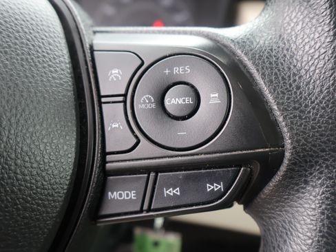 Used 2023 Toyota Corolla LE FWD image 27