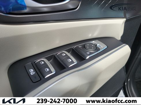 New 2026 Kia Sorento S w/ S Panoramic Sunroof Package FWD image 21