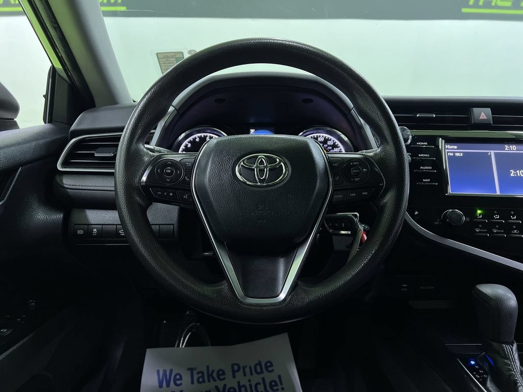 Used 2019 Toyota Camry LE FWD image 19
