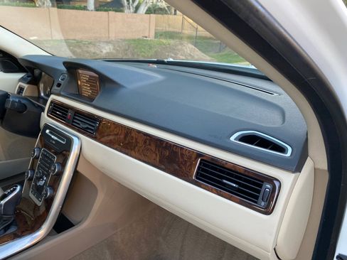 Used 2015 Volvo S80 T5 Platinum image 53