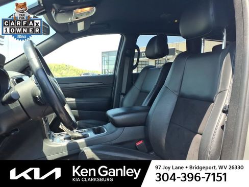 Used 2020 Jeep Grand Cherokee Altitude AWD/4WD image 12