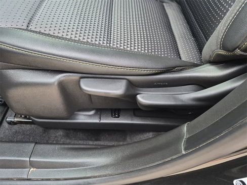 Used 2024 Chevrolet Trax LT image 12