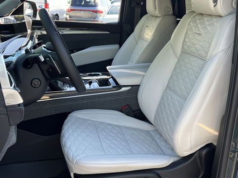 Used 2026 Cadillac Escalade V w/ LPO, Floor Liner Package AWD/4WD image 18