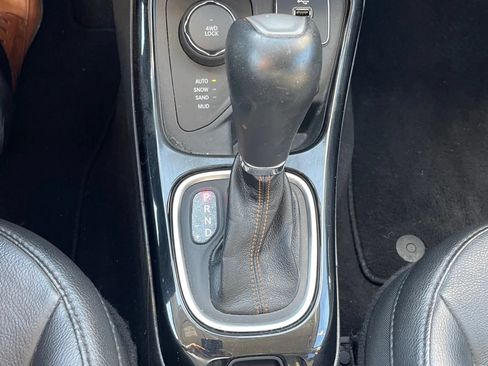 Used 2018 Jeep Compass Limited AWD/4WD image 25