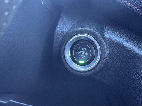 Certified 2023 Chevrolet TrailBlazer RS w/ Sun and Liftgate Package image 31