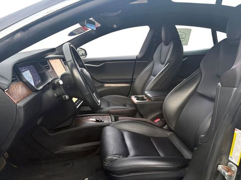 Used 2020 Tesla Model S Long Range Plus image 10