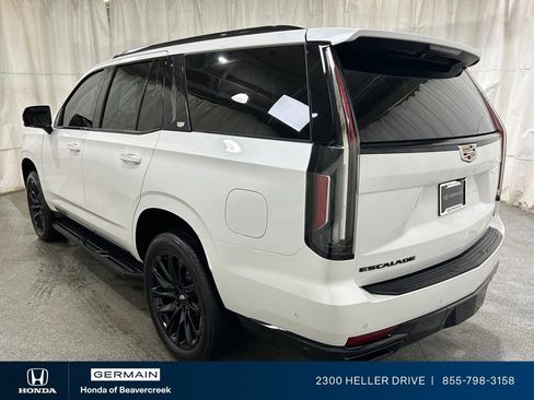 Used 2024 Cadillac Escalade Sport w/ LPO, ONYX Package image 6