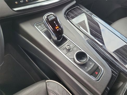 Certified 2023 Cadillac Escalade Sport w/ LPO, ONYX Package image 15