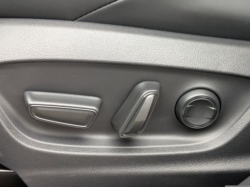 New 2026 Subaru Solterra image 21