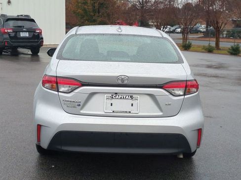 Used 2024 Toyota Corolla LE image 4