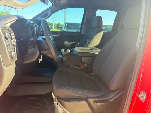 Used 2020 Chevrolet Silverado 1500 Custom Trail Boss w/ Custom Convenience Package AWD/4WD image 13