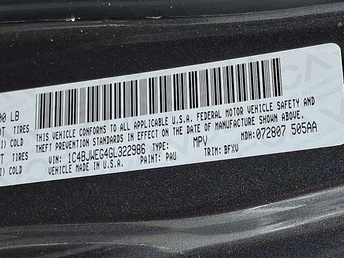 Used 2016 Jeep Wrangler Unlimited Sahara AWD/4WD image 27