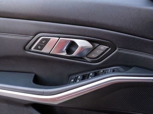 Used 2019 BMW 330i xDrive Sedan w/ Convenience Package image 13