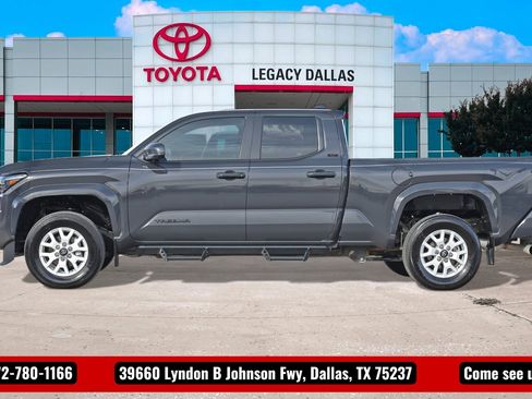 Used 2024 Toyota Tacoma SR5 image 8