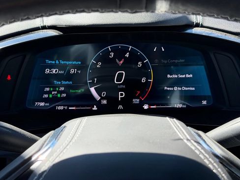 Used 2025 Chevrolet Corvette Stingray Preferred Conv w/ 2LT RWD image 16