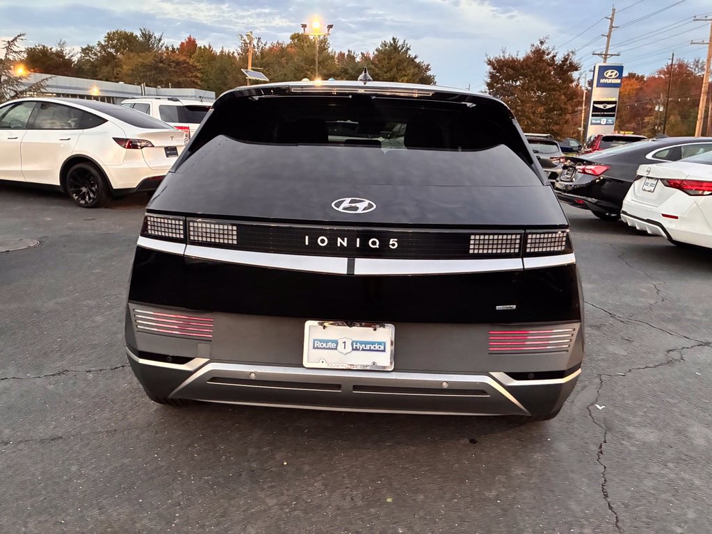 Used 2024 Hyundai Ioniq 5 SEL AWD/4WD image 6