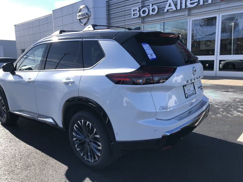 New 2026 Nissan Rogue Platinum w/ Platinum Premium Package image 12
