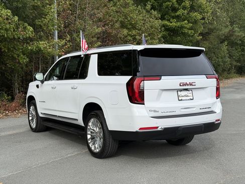 New 2026 GMC Yukon XL Elevation w/ LPO, Illumination Package image 7