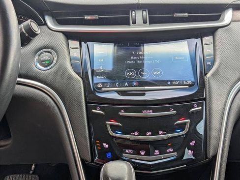 Used 2018 Cadillac XTS Luxury FWD image 14