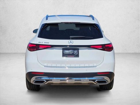 Certified 2026 Mercedes-Benz GLC 300 image 6