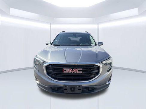 Used 2019 GMC Terrain SLE w/ Driver Convenience Package AWD/4WD image 2