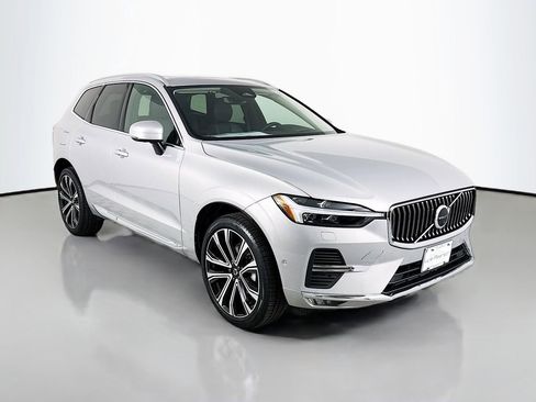 Used 2023 Volvo XC60 B5 Ultimate w/ Climate Package image 7