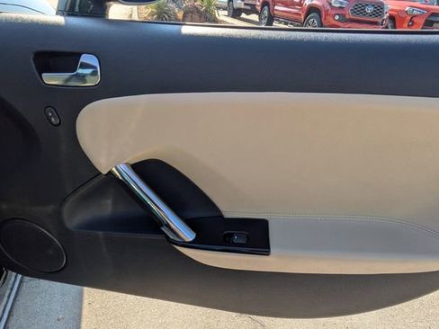 Used 2007 Saturn Sky w/ Premium Trim Pkg image 22