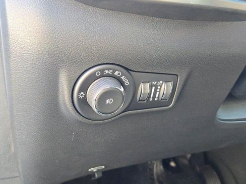 New 2026 Jeep Compass Latitude image 23