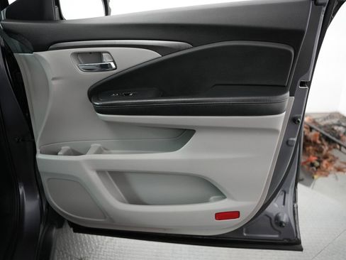 Used 2017 Honda Pilot EX image 55