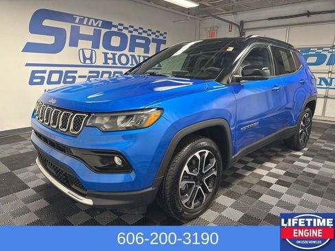 Used 2023 Jeep Compass Limited image 1